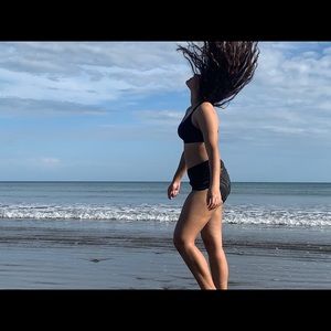 Meet your Posher, Mia